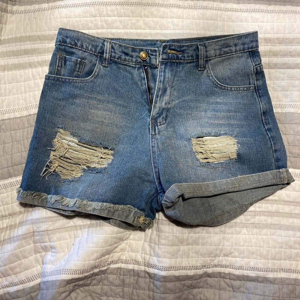 High wasted Denim shorts